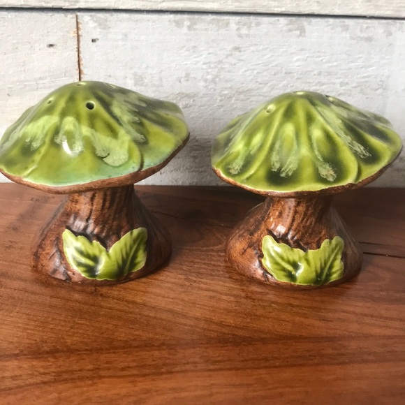 Vintage Other - Vintage ceramic toadstool salt and pepper shakers